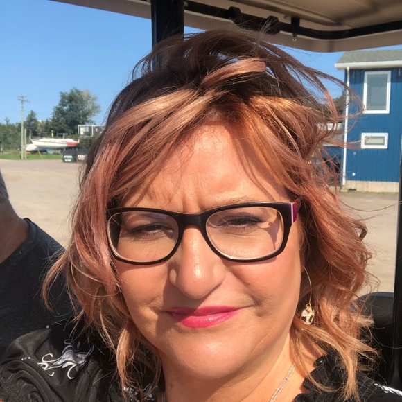 Meet your Posher, Carole - Picture 4 of 6